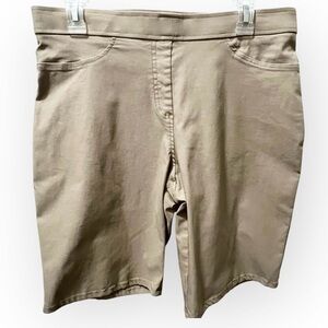Tahari “Easy Pull On” Bermuda Shorts for Women | Size Large | Like New